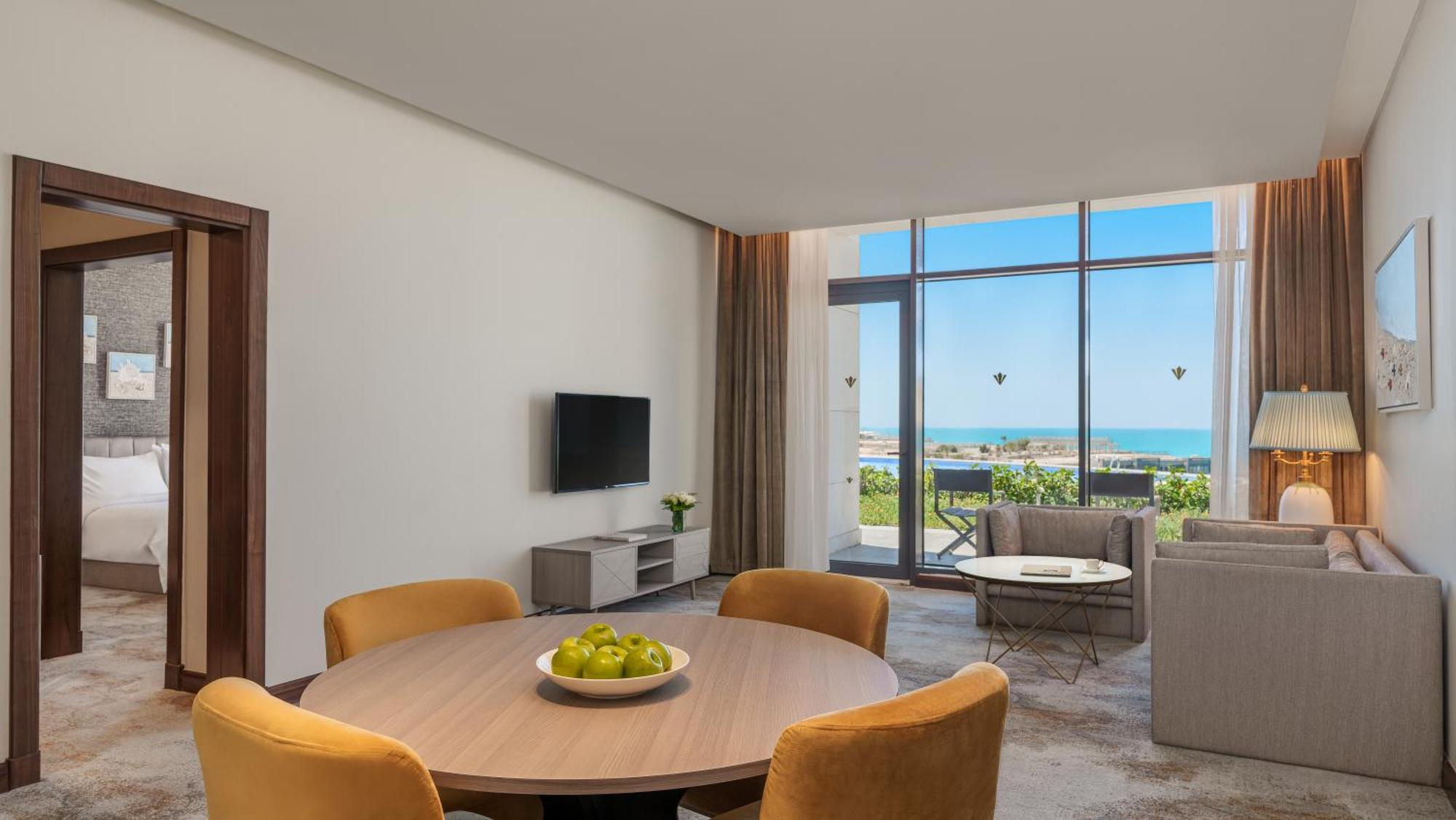 Rixos Premium Alamein エル・アラメイン 部屋 写真 A living room at the hotel